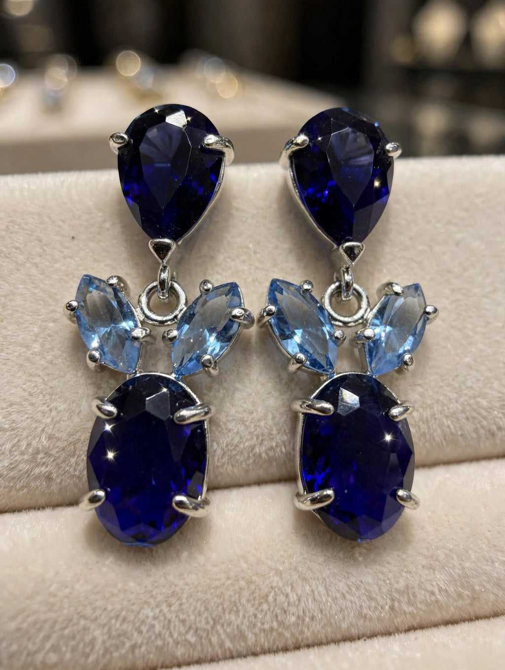 Brincos Pendente Cascata Cristal Safira Azul Royal Banho Ródio Rommanel