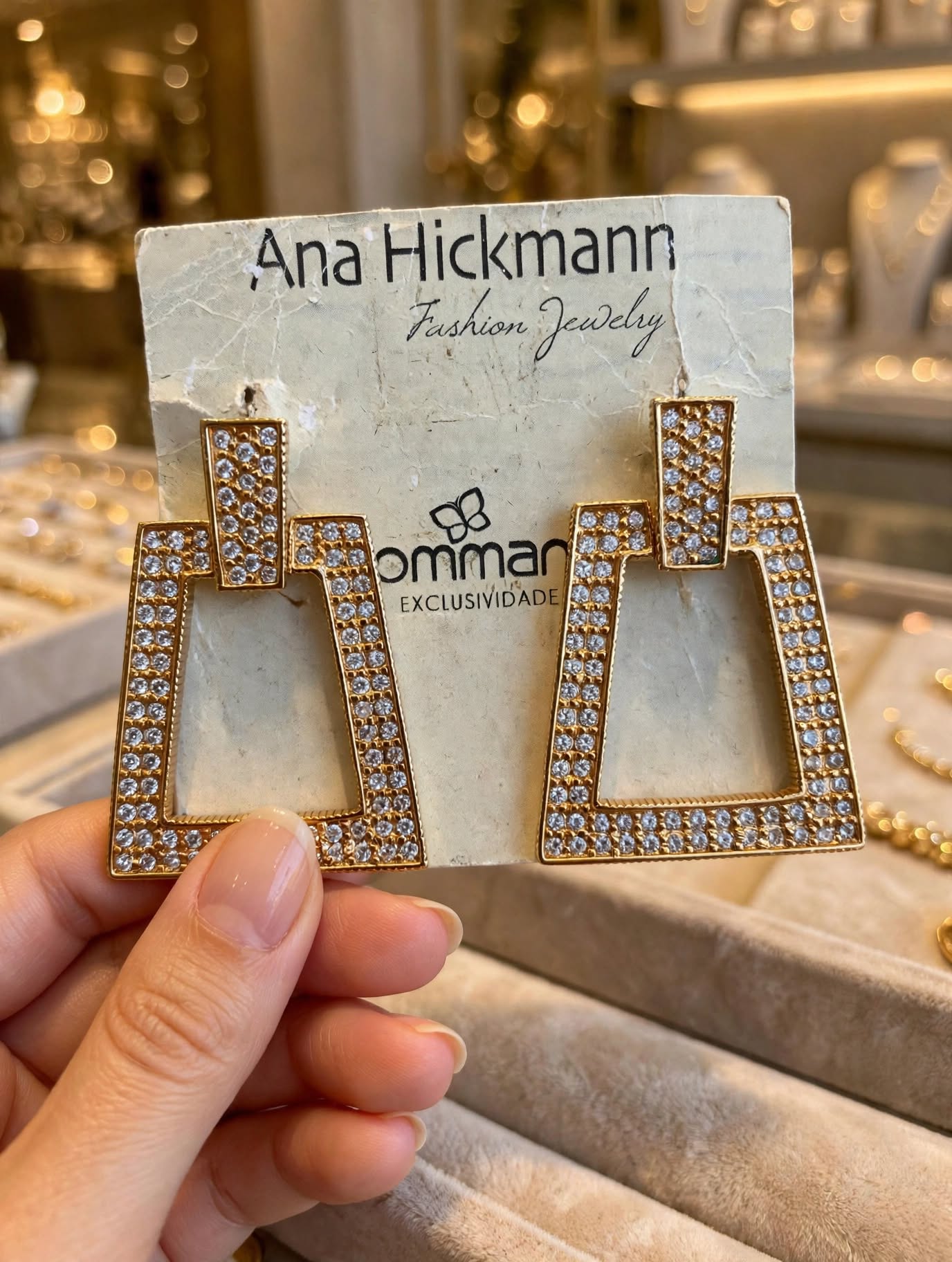 Brinco Trapézio Zircónias Pavê Ana Hickmann Rommanel