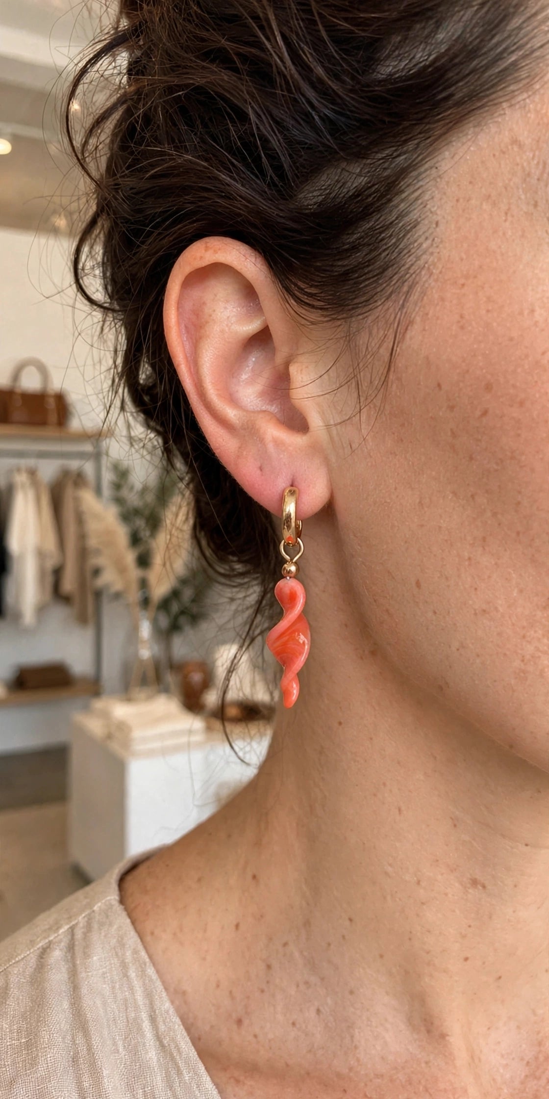 Brincos Pendente Espiral Resina Coral Marmoreado Rommanel