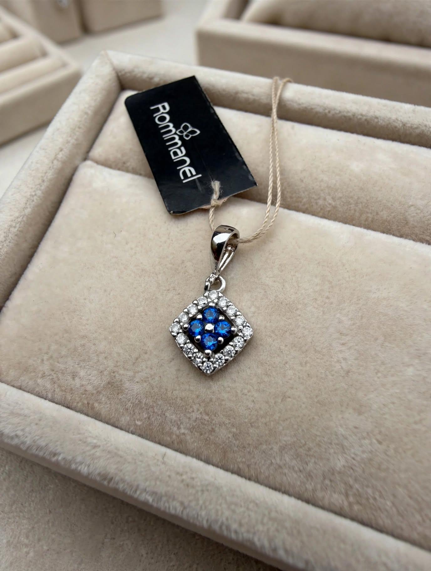 Pingente Losango Zircónia Azul Royal Banho Ródio Rommanel
