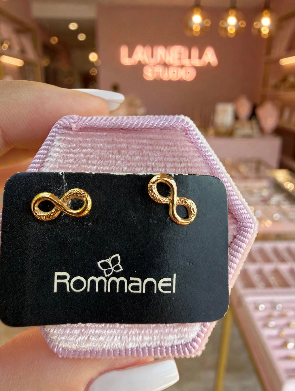 Brinco Infinito Miniatura Rommanel