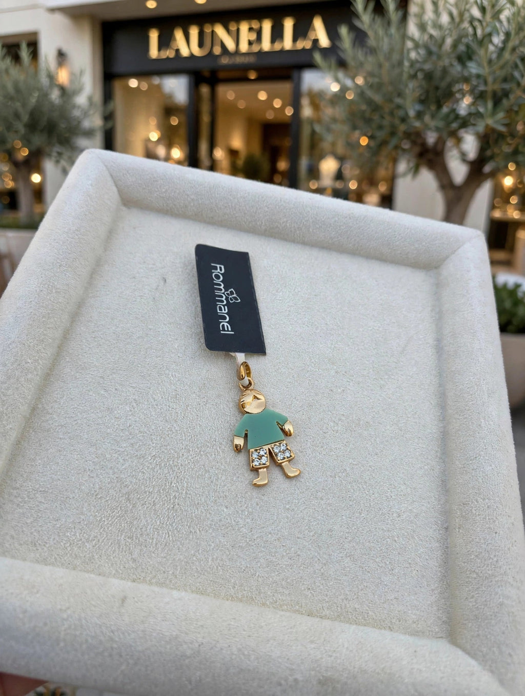 Pingente Menino Esmalte Azul Zircónias Rommanel