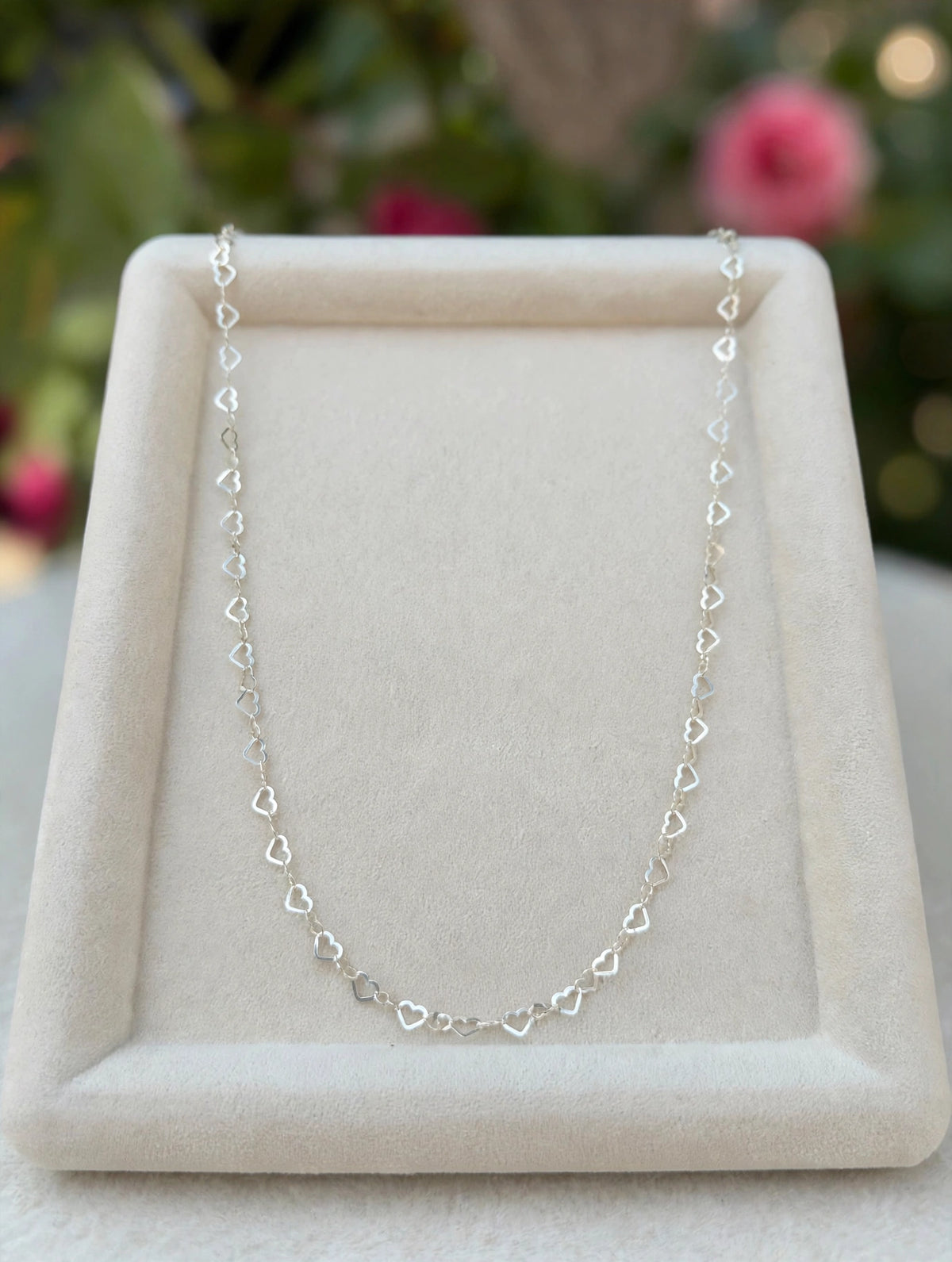 Choker Coraçao Entrelaçado- 40cm